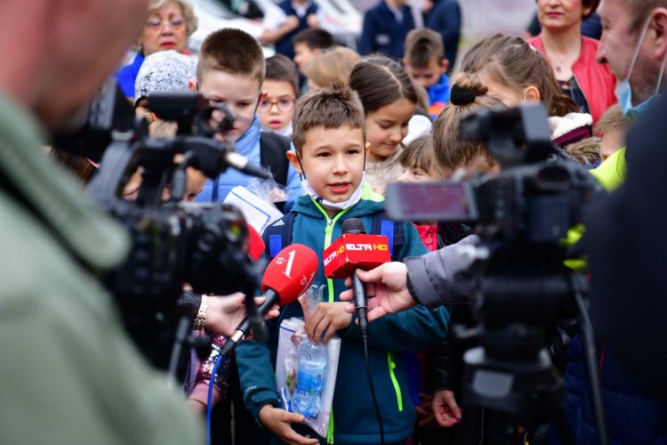 UČENICI OŠ “IVO ANDRIĆ“ POSJETILI SLUŽBU HITNE MEDICINSKE POMOĆI POVODOM OBILJEŽAVANJA SVJETSKOG DANA ZDRAVLJA