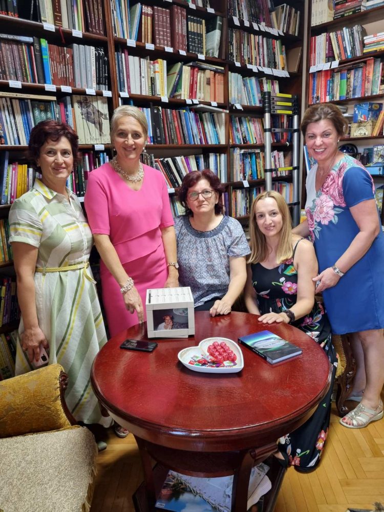 DIREKTORICA NAŠE USTANOVE POSJETILA BIBLIOTEKU “SESTRE GAJIĆ”