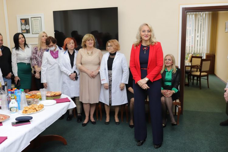 Svečanim prijemom u kabinetu direktora ispraćena još jedna poslovna godina