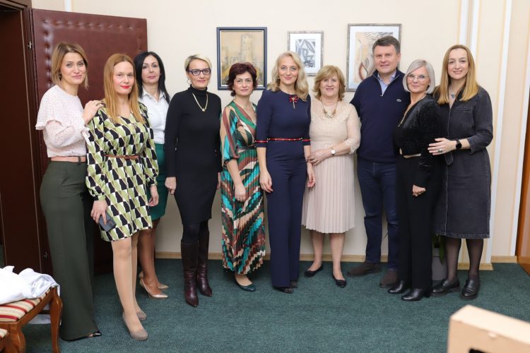 Svečanim prijemom u kabinetu direktora ispraćena još jedna poslovna godina