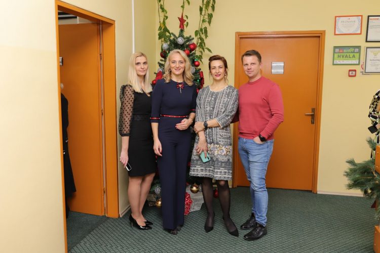 Svečanim prijemom u kabinetu direktora ispraćena još jedna poslovna godina