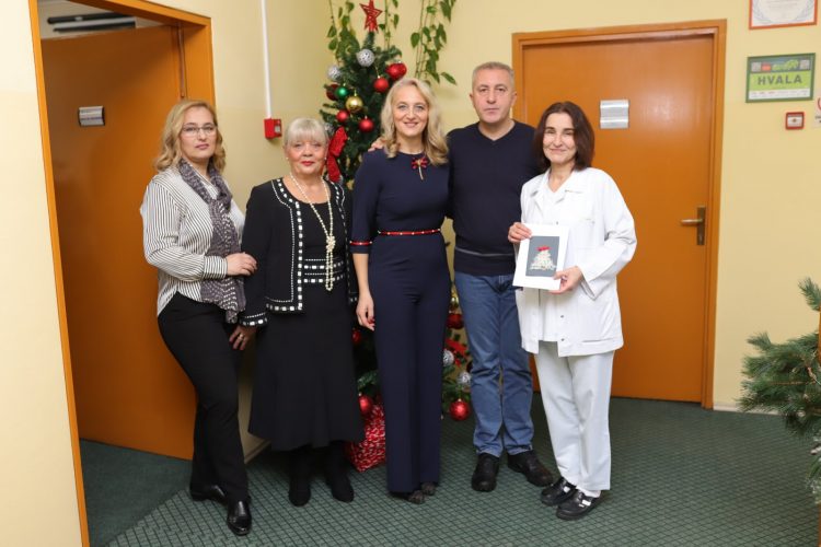 Svečanim prijemom u kabinetu direktora ispraćena još jedna poslovna godina