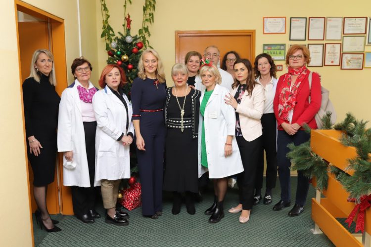 Svečanim prijemom u kabinetu direktora ispraćena još jedna poslovna godina