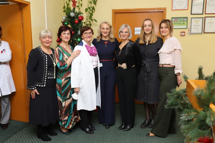 Svečanim prijemom u kabinetu direktora ispraćena još jedna poslovna godina