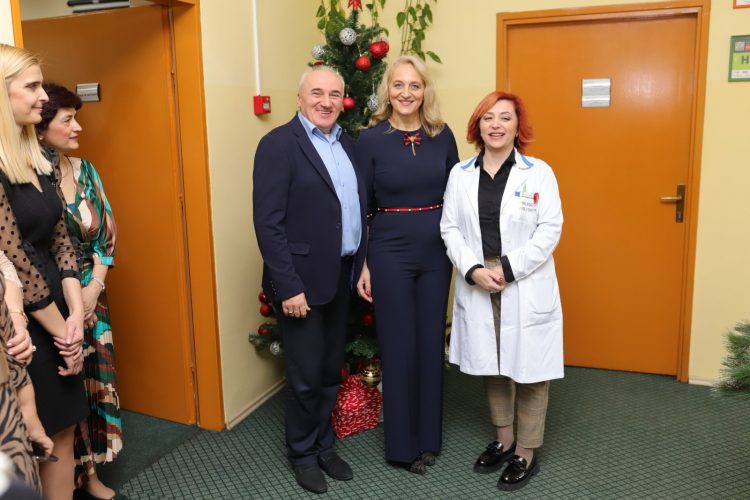 Svečanim prijemom u kabinetu direktora ispraćena još jedna poslovna godina