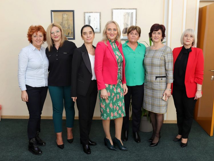 Svečanim prijemom u kabinetu direktora ispraćena još jedna poslovna godina