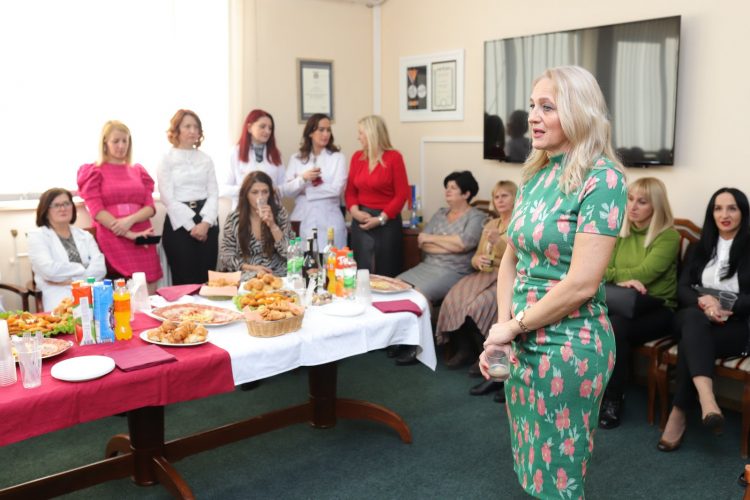 Svečanim prijemom u kabinetu direktora ispraćena još jedna poslovna godina