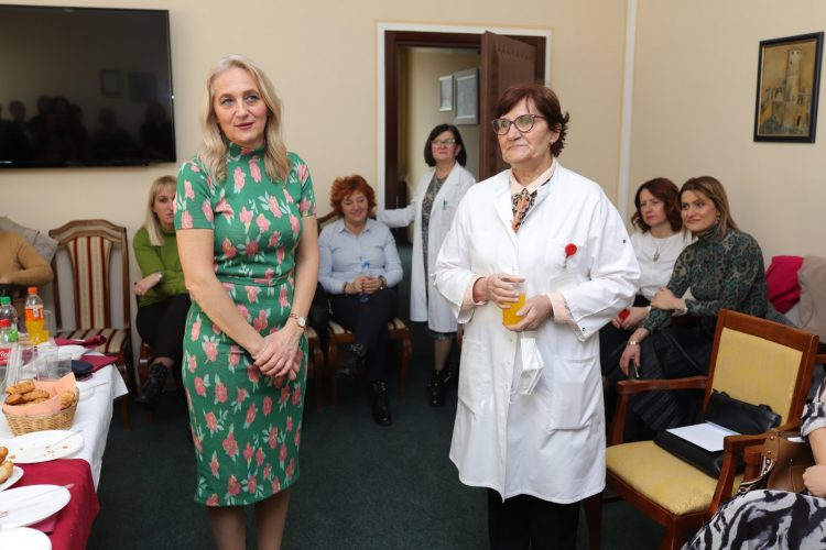 Svečanim prijemom u kabinetu direktora ispraćena još jedna poslovna godina