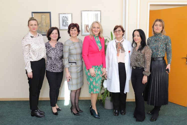 Svečanim prijemom u kabinetu direktora ispraćena još jedna poslovna godina