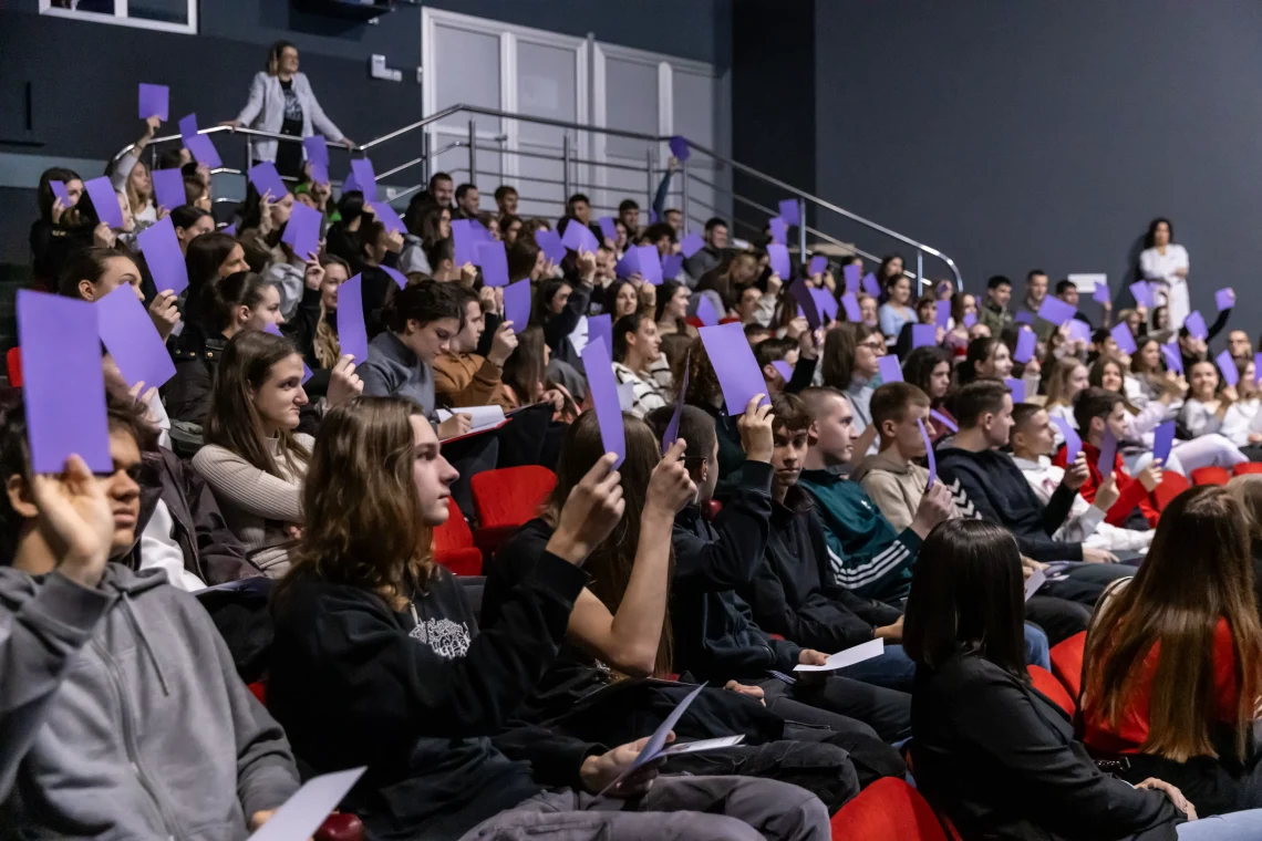 Srednjoškolci željni znanja: Predavanja o HPV-u privukla veliki broj učenika