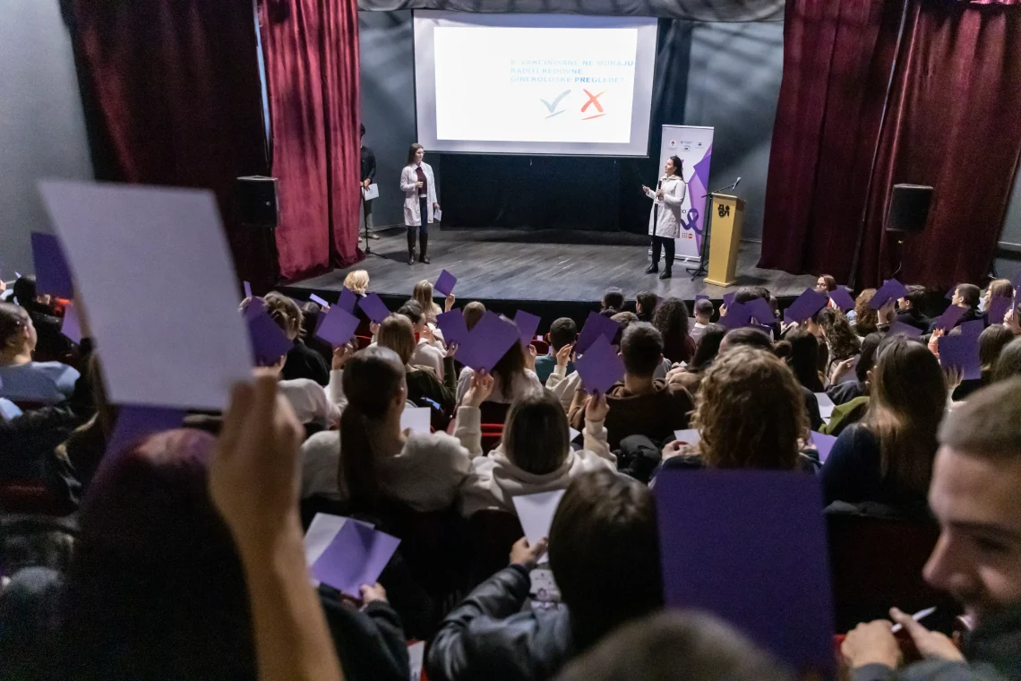 Srednjoškolci željni znanja: Predavanja o HPV-u privukla veliki broj učenika