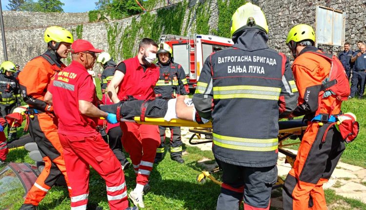 Uspješno izvedena pokazna vježba na obali Vrbasa