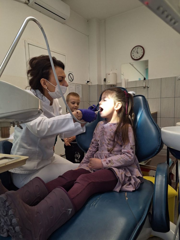 Mališani iz vrtića „Naša djeca“ u posjeti Službi za stomatološku zdravstvenu zaštitu