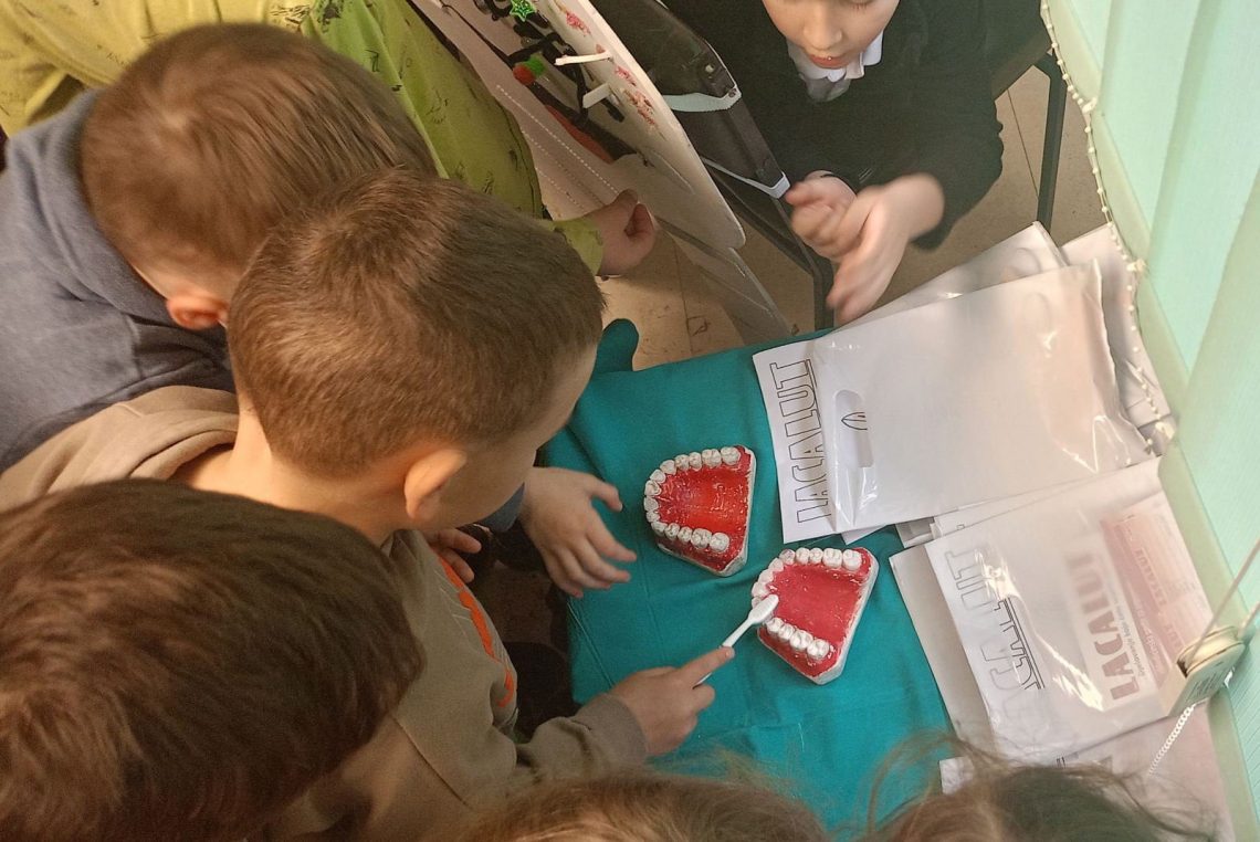 Mališani iz vrtića „Naša djeca“ u posjeti Službi za stomatološku zdravstvenu zaštitu