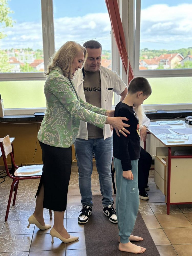 Uspješno realizovani skrining preventivni pregledi u OŠ „Desanka Maksimović“ u Dragočaju