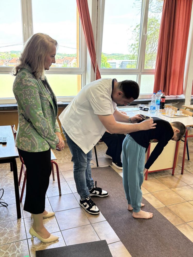 Uspješno realizovani skrining preventivni pregledi u OŠ „Desanka Maksimović“ u Dragočaju