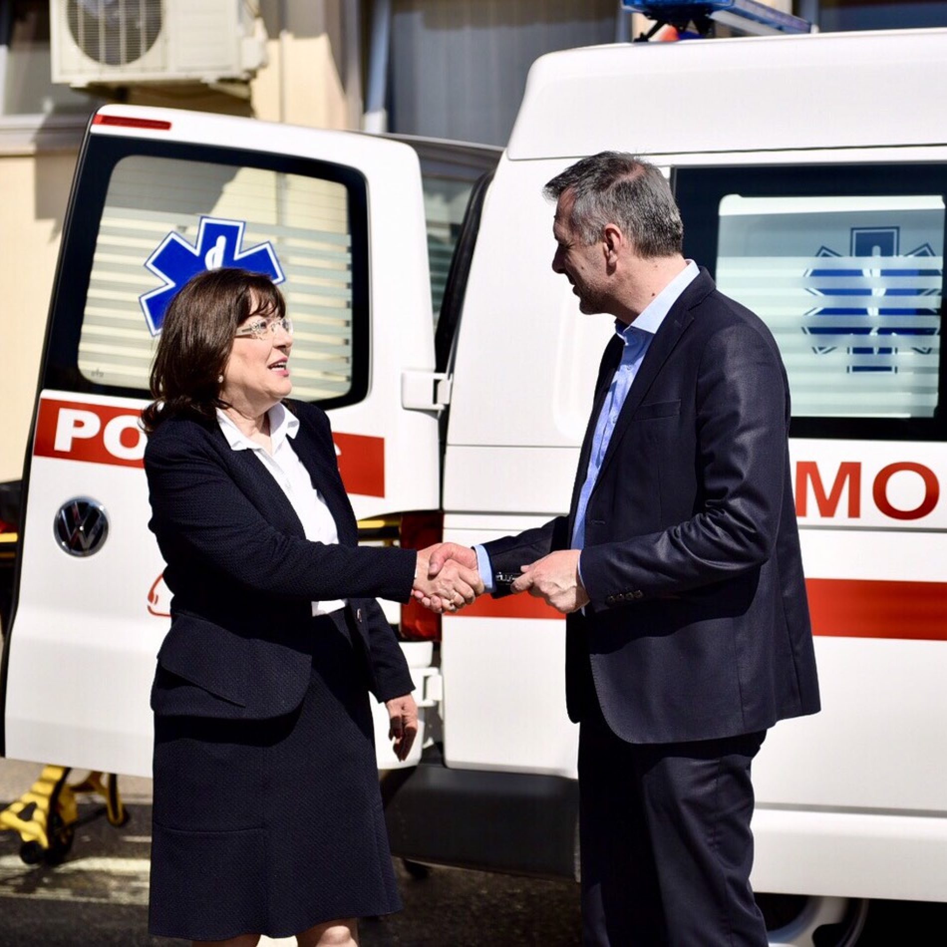 IMG-efd7d7a94969110113fbd649bbcfce8a-V